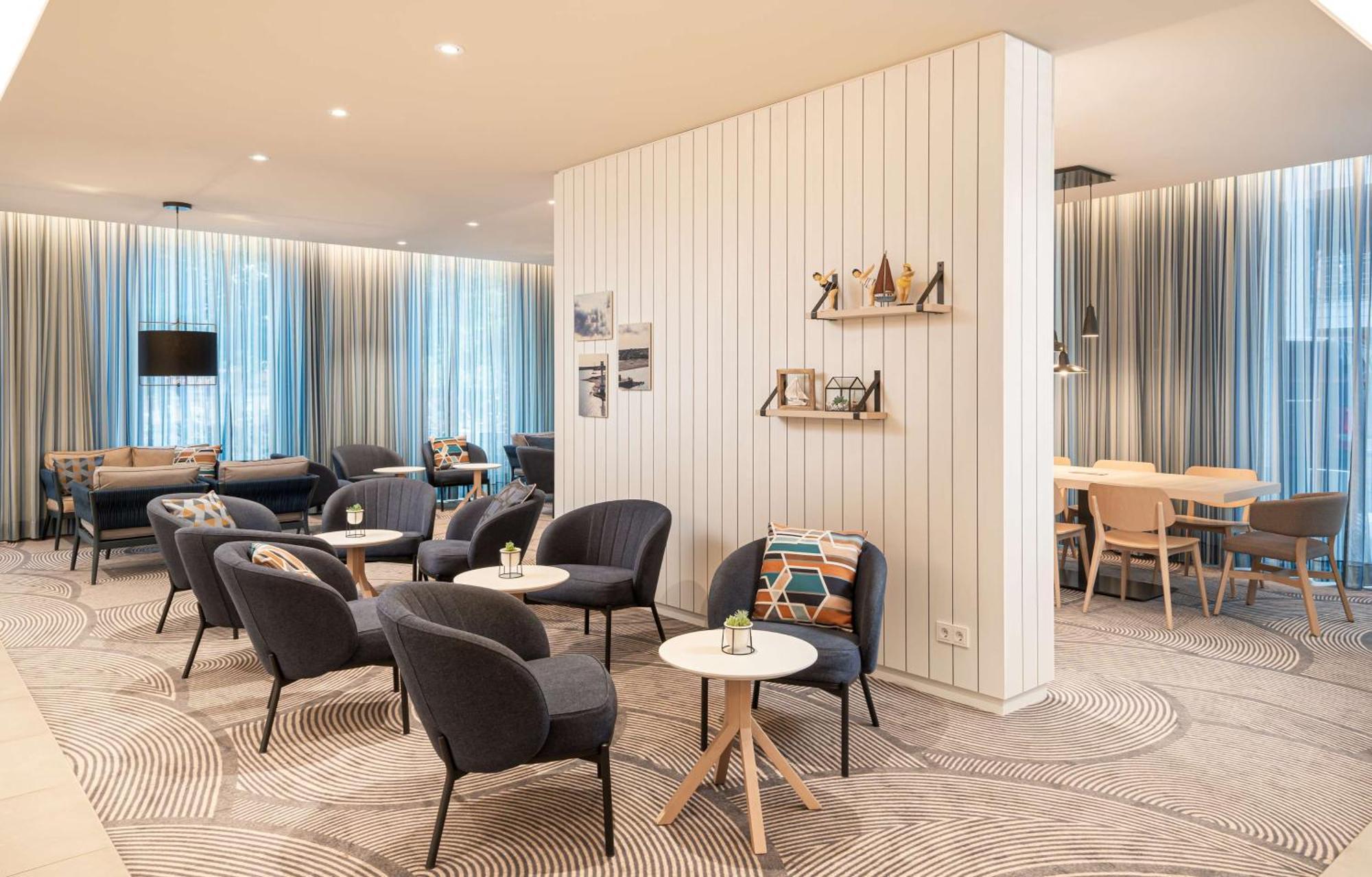 Hotel Hampton By Hilton Kiel Esterno foto